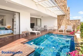 Bluepearl, Sileview Residence - Image 3