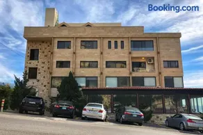 Building 440 - Image 2