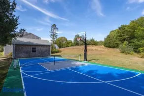 Stay On The Cape Vacation Rentals: Immaculate Home 2 Acres Short Walk To Beach - Image 1