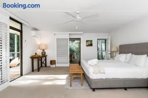 Jimmy's Beach House - Image 2