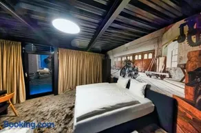 SINATRA CIGAR HOUSE - Image 3