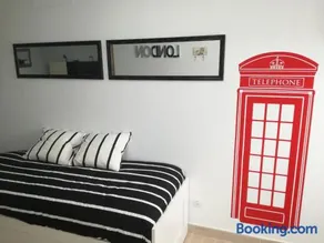 London - LA COLINA - Image 4