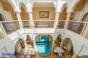 RIAD AWINATI Location Privatisée , Piscine a jets, Petit déjeuner et magnifique Rooftop avec vue a 360 - Image 1