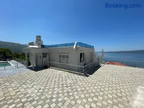 WHİTE ROSE VİLLA Jakuzili ve Isıtma Havuzlu - Image 5