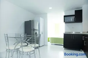 Apartamento 1904 El Laguito - Image 2