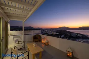 Lorenzo Studios and Suites Paros - Image 2