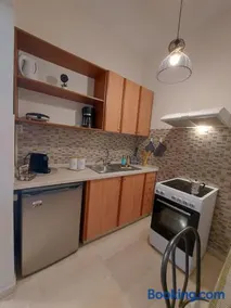 Niki Thalia Viros Apartment 2 - Image 2