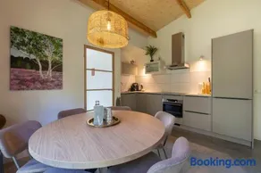 Luxe familiehuis in parkbos - Image 4