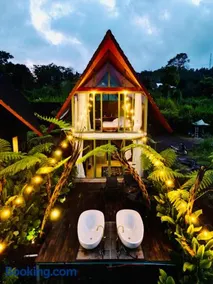 Black Wood Cabin - Image 5