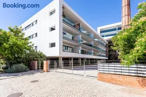 Fábrica Lagos - Meia Praia Flat T1 - Image 2