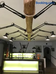 Café Lounge - Image 5