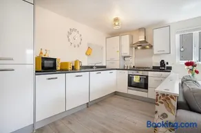 Jesmond Grange House - Grampian Lettings - Image 2