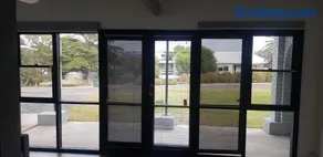 Breeze On Northbay 67 Elizabeth Crescent Carrickalinga - Image 4
