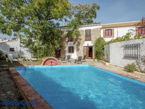 Restored mill on a property in Algarinejo in Granada - Image 2