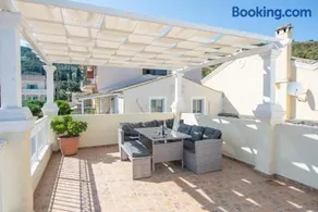 Paola House Agios Stefanos - Image 3