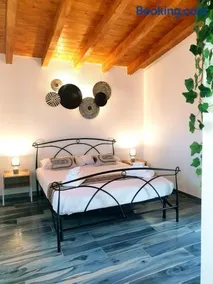 Sa Terra Mea - Luxury Apartment - Image 1