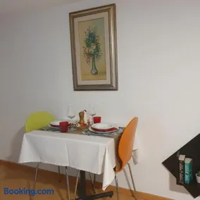 Buongustaio1 Zimmer mit ensuite T&B - Image 5