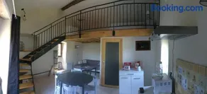 une chambre d hôtes avec petit dejeuner - Image 2