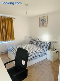 Anox serviced Apartments 2 - Image 5