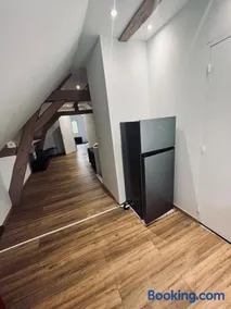 Cozy loft between zoo and castles - Image 5