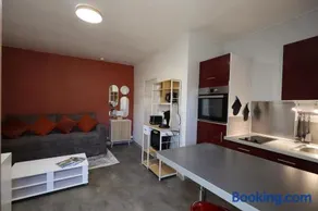 Studio cozy au coeur du village - Wifi - Netflix - Image 2