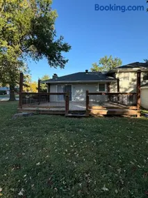 Spacious home, 5 mins to Missouri Valley College - Image 2