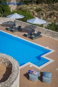 Pieno di Luce Skala loft with private 107m2 pool and breakfast - Image 1