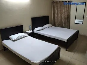 Al Sakhawat Hotel - Image 1