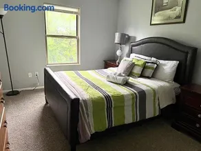 Private Cul de Sac Oasis 4BR - Image 5