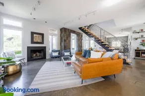 Serene Millerton Lake Villa w/ Panoramic Lake View - Image 1