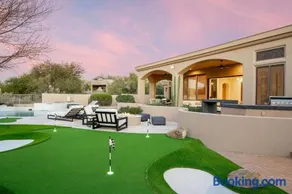 Sierra Luxe Home - Chic Design Dream Backyard with Pool - Image 2