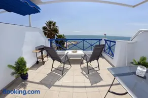 WonderStays Apartamentos La Perla Azul Pedregalejo - Image 3