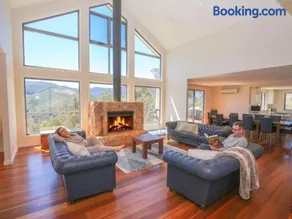 Kangaroo Lodge - Image 1