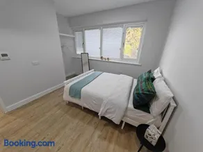 Slieve Apartment Suites - Image 5