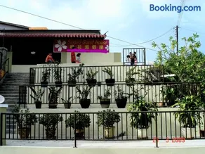 Sakura Guest House - Image 1