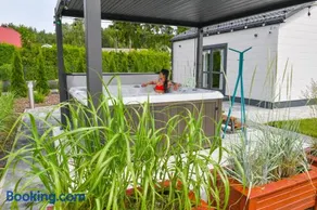 Barszczówka - domki, basen podgrzewany, prawdziwe jacuzzi, sauna infrared i inne atrakcje na Podlasiu - Image 1