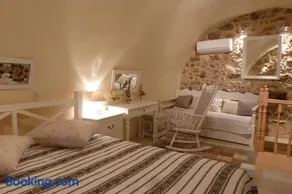 To Petradi - Image 2