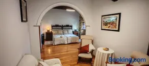 Casa Rousia - Image 1