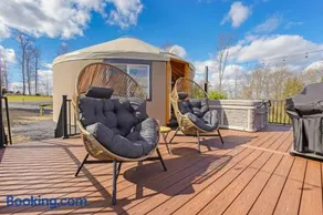 Horizon Hideout - Modern Yurt - Image 2