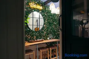 No 50 Chapel Street Townhouse - Image 1