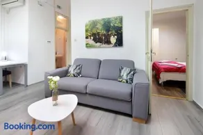 Retreat - Image 1