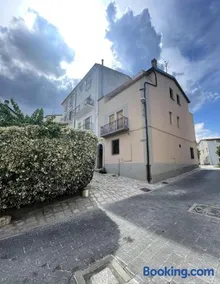 Vlas's home - Image 1