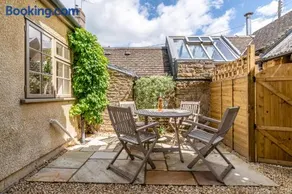 Poppy Cottage - Image 1