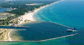 Bluffton Breeze Cottage - Image 4