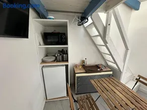 ECO STUDIOS mezzanine wifi stationnement rue gratuit terrasse dans jardin - Image 3