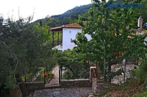 Katoikia me ta Pitharia - Image 2