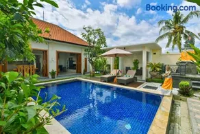 Banyu Riris Villa Lovina Private Villa - Image 4