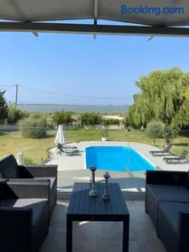 Gyra Villas - Seaview Villa Fivos with private pool - Image 2
