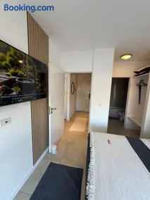 Suite Soho Con Piscina y Cochera Privada - Image 4