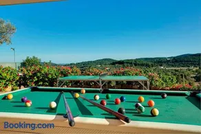 Casa Can Lluc con piscina, jardín y vista al campo - Image 5